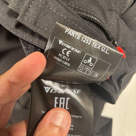 DAINESE TEMPEST 2 D-DRY PANTS BLACK SIZE EU 52 Us 36 Armor Motorcycle Riding - Picture 9 of 11